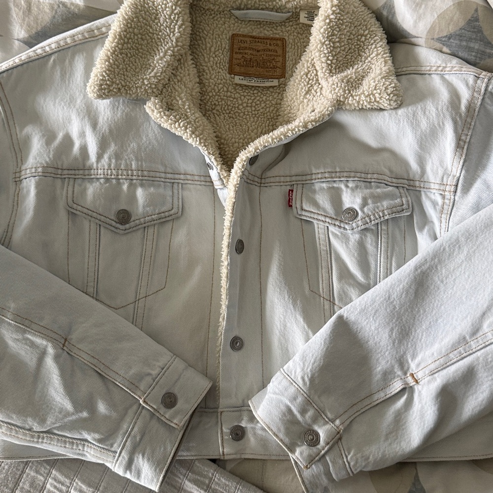 Levi's Premium Cream Sherpa-Lined Light Blue Denim Jacket